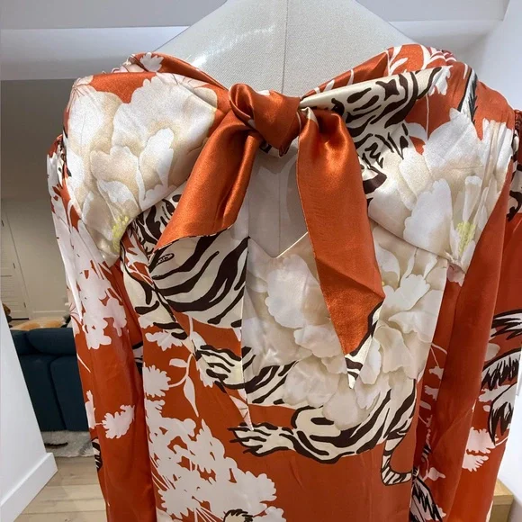 NWT Las Sureñas Tiger Romantic Silk Maxi Dress Size Medium - Picture 12 of 15